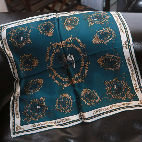 Accessories - Silk square scarf with coaches motif in GREEN NWOT